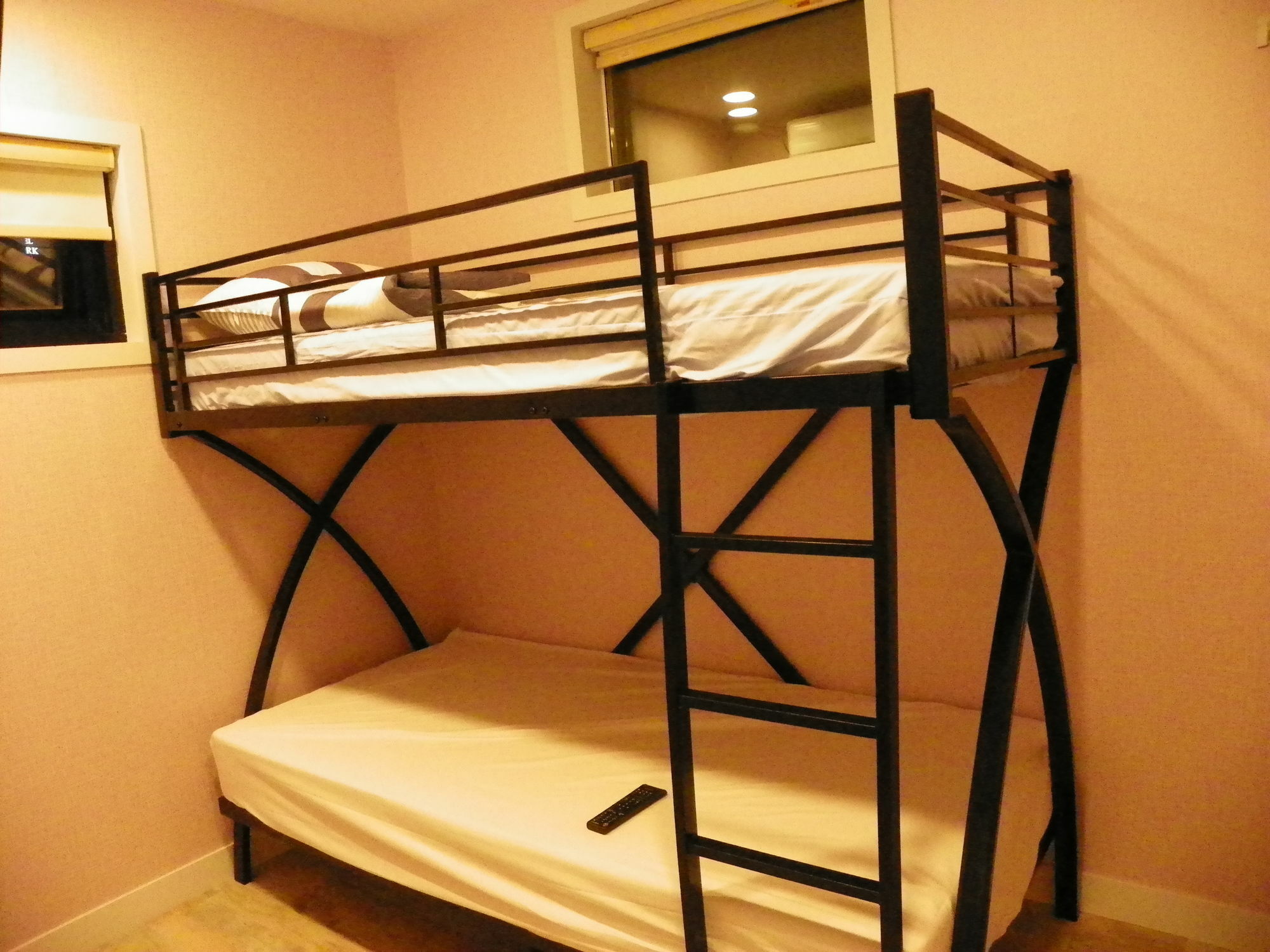 Feliz Casa Hotel Сеул Екстериор снимка