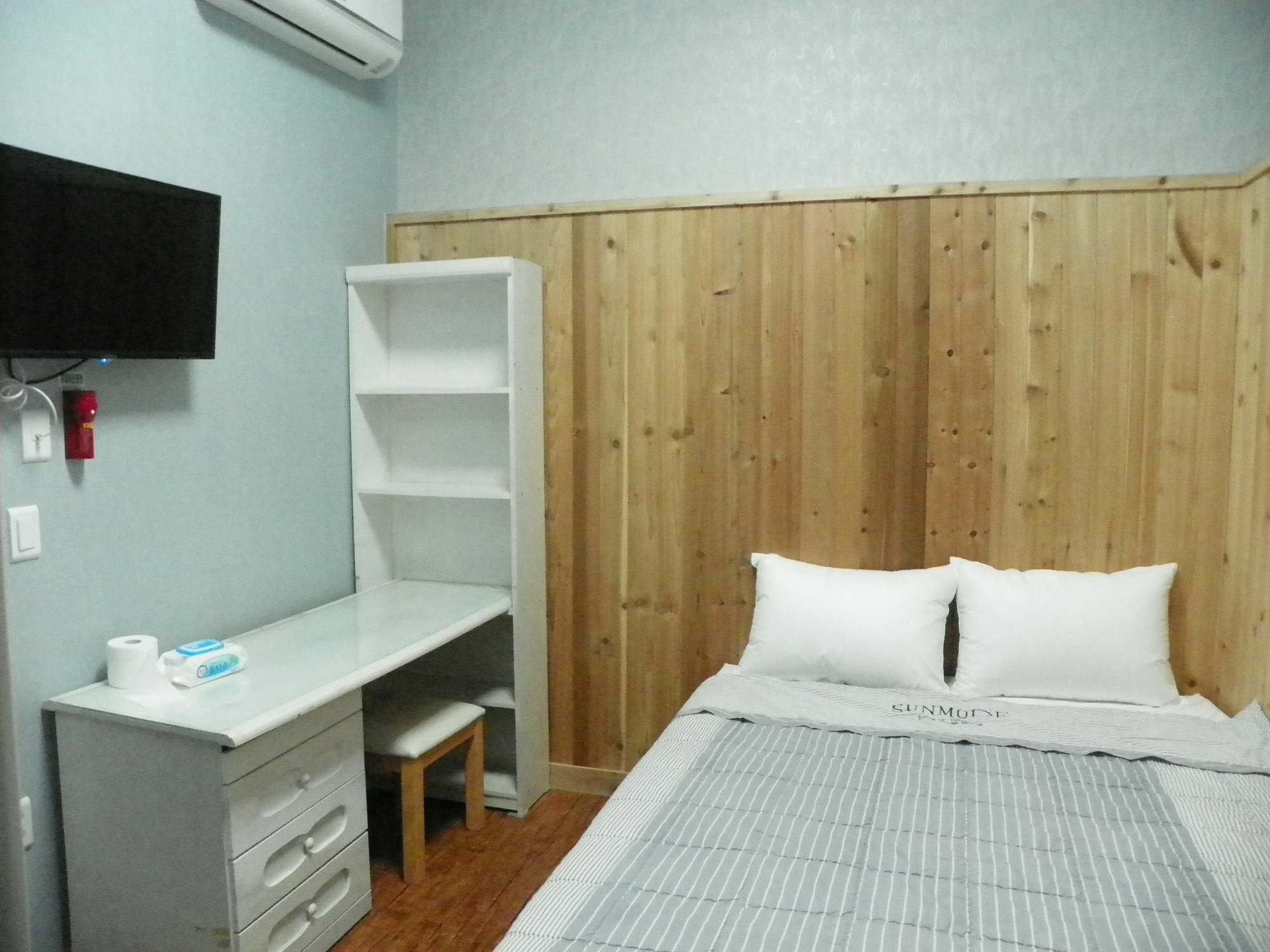 Feliz Casa Hotel Сеул Екстериор снимка